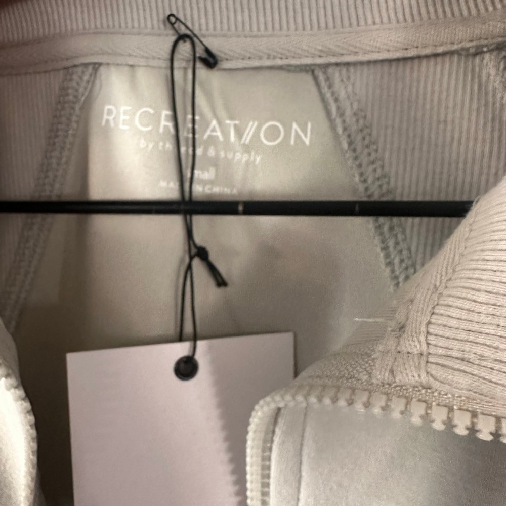 Recreation Thread & Supply Sage 1/4 Zip Pullover Sweatshirt NWT Small - Picture 4 of 8